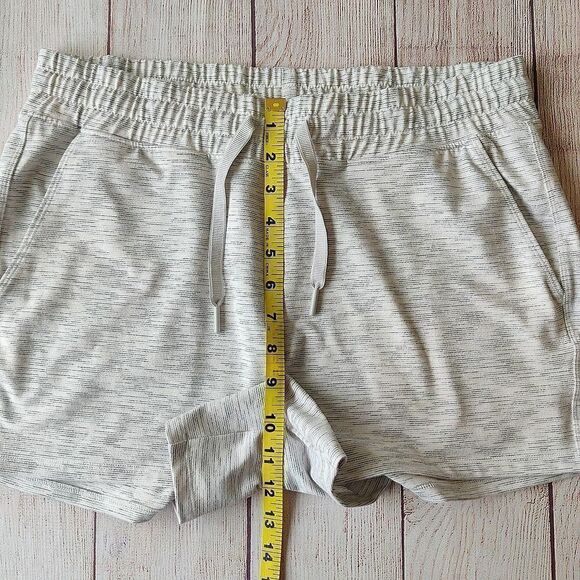 Mondetta soft stretch 3" active shorts sz S - Picture 6 of 9
